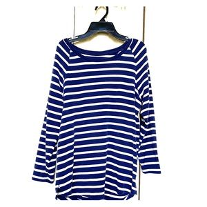 White and Navy blue striped long sleeve tee.